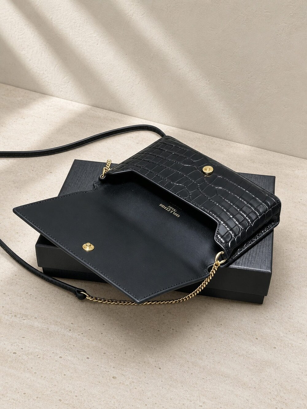 Yves Saint Laurent Medium Kate Purse in Crocodile Embossed Black Calfskin - Picture 6 of 7